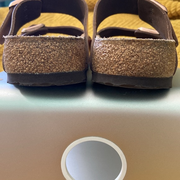 Rose gold Birkenstock Women's Arizona Soft Footbed
Slide Sandals size 39 - Picture 6 of 12